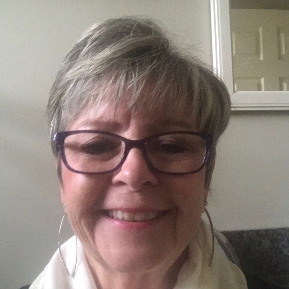 Meet your Posher, Robbin - Picture 1 of 1